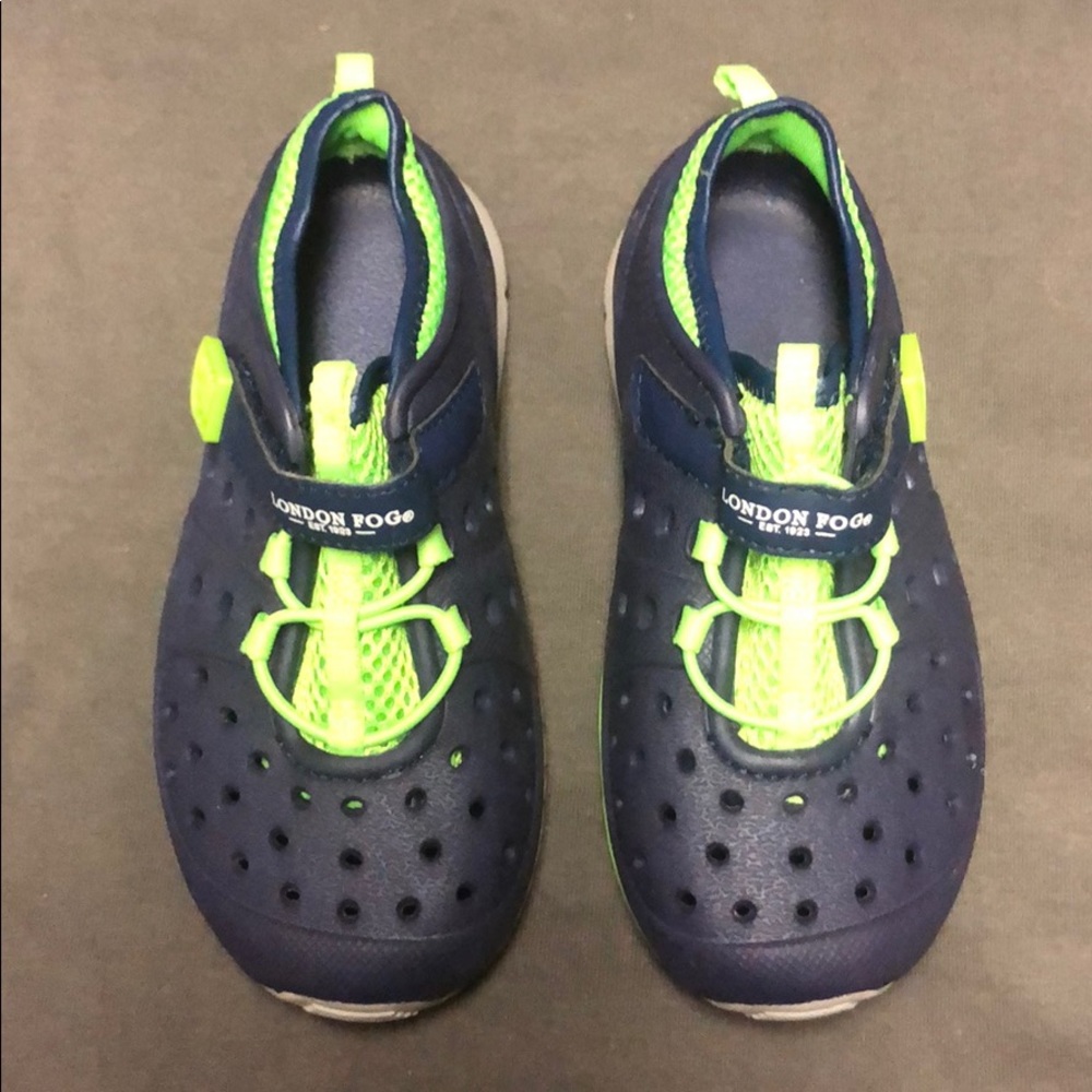 London Fog watershoes